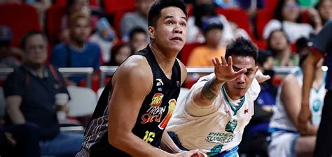 TNT completes PBA playoff cast, drubs Phoenix as .